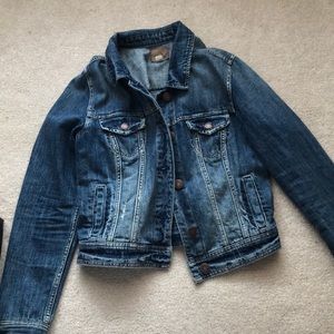 American Eagle denim jacket. Only worn a few times